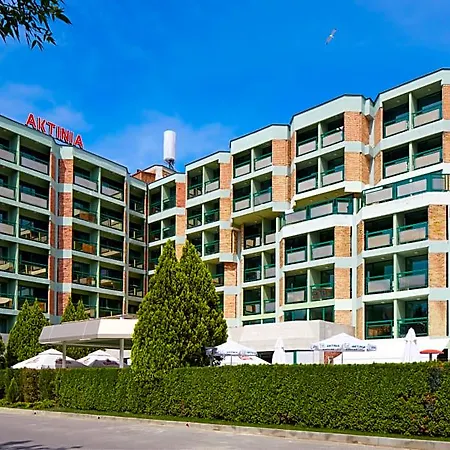 Aktinia